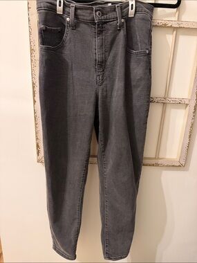 Levi's Women’s Charcoal Boyfriend Jeans